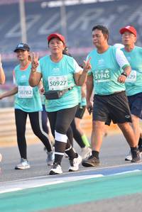 BIB: 51945, 50927, 50782
                            <button type="button" onclick="openModal(10472895)" class="btn btn-primary btn-sm float-right btn-popup" data-toggle="modal" data-target=".modal-high-quality">
                        <i class="fas fa-shopping-cart"></i> Add to Cart
                    </button>
                                            <button type="button" onclick="isThisMe(10472895, true)" class="btn btn-success btn-sm float-right btn-popup btn-isme hidden" data-toggle="tooltip" data-placement="bottom" title="นี่คือรูปของคุณใช่ไหม คลิกที่นี่เพื่อเอาเข้าอัลบั้ม">
                        <i class="fas fa-plus"></i> Add to album
                    </button>
                    <button type="button" onclick="isThisMe(10472895, false)" class="btn btn-warning btn-sm float-right btn-popup btn-isnotme hidden">
                        <i class="fas fa-ban"></i> Remove from album
                    </button>