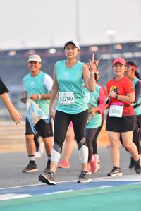 BIB: 2799
                            <button type="button" onclick="openModal(10477213)" class="btn btn-primary btn-sm float-right btn-popup" data-toggle="modal" data-target=".modal-high-quality">
                        <i class="fas fa-shopping-cart"></i> Add to Cart
                    </button>
                                            <button type="button" onclick="isThisMe(10477213, true)" class="btn btn-success btn-sm float-right btn-popup btn-isme hidden" data-toggle="tooltip" data-placement="bottom" title="นี่คือรูปของคุณใช่ไหม คลิกที่นี่เพื่อเอาเข้าอัลบั้ม">
                        <i class="fas fa-plus"></i> Add to album
                    </button>
                    <button type="button" onclick="isThisMe(10477213, false)" class="btn btn-warning btn-sm float-right btn-popup btn-isnotme hidden">
                        <i class="fas fa-ban"></i> Remove from album
                    </button>