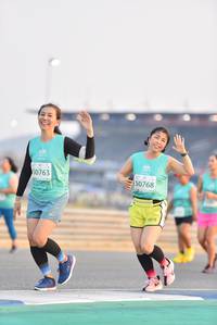 BIB: 0763, 50768
                            <button type="button" onclick="openModal(10474339)" class="btn btn-primary btn-sm float-right btn-popup" data-toggle="modal" data-target=".modal-high-quality">
                        <i class="fas fa-shopping-cart"></i> Add to Cart
                    </button>
                                            <button type="button" onclick="isThisMe(10474339, true)" class="btn btn-success btn-sm float-right btn-popup btn-isme hidden" data-toggle="tooltip" data-placement="bottom" title="นี่คือรูปของคุณใช่ไหม คลิกที่นี่เพื่อเอาเข้าอัลบั้ม">
                        <i class="fas fa-plus"></i> Add to album
                    </button>
                    <button type="button" onclick="isThisMe(10474339, false)" class="btn btn-warning btn-sm float-right btn-popup btn-isnotme hidden">
                        <i class="fas fa-ban"></i> Remove from album
                    </button>