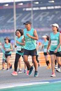 BIB: 51905, 52614, 192
                            <button type="button" onclick="openModal(10473101)" class="btn btn-primary btn-sm float-right btn-popup" data-toggle="modal" data-target=".modal-high-quality">
                        <i class="fas fa-shopping-cart"></i> Add to Cart
                    </button>
                                            <button type="button" onclick="isThisMe(10473101, true)" class="btn btn-success btn-sm float-right btn-popup btn-isme hidden" data-toggle="tooltip" data-placement="bottom" title="นี่คือรูปของคุณใช่ไหม คลิกที่นี่เพื่อเอาเข้าอัลบั้ม">
                        <i class="fas fa-plus"></i> Add to album
                    </button>
                    <button type="button" onclick="isThisMe(10473101, false)" class="btn btn-warning btn-sm float-right btn-popup btn-isnotme hidden">
                        <i class="fas fa-ban"></i> Remove from album
                    </button>