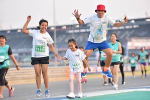 BIB: 51568, 003, 52229
                            <button type="button" onclick="openModal(10478131)" class="btn btn-primary btn-sm float-right btn-popup" data-toggle="modal" data-target=".modal-high-quality">
                        <i class="fas fa-shopping-cart"></i> Add to Cart
                    </button>
                                            <button type="button" onclick="isThisMe(10478131, true)" class="btn btn-success btn-sm float-right btn-popup btn-isme hidden" data-toggle="tooltip" data-placement="bottom" title="นี่คือรูปของคุณใช่ไหม คลิกที่นี่เพื่อเอาเข้าอัลบั้ม">
                        <i class="fas fa-plus"></i> Add to album
                    </button>
                    <button type="button" onclick="isThisMe(10478131, false)" class="btn btn-warning btn-sm float-right btn-popup btn-isnotme hidden">
                        <i class="fas fa-ban"></i> Remove from album
                    </button>