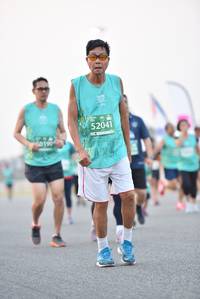 BIB: 52041, 0190
                            <button type="button" onclick="openModal(10485042)" class="btn btn-primary btn-sm float-right btn-popup" data-toggle="modal" data-target=".modal-high-quality">
                        <i class="fas fa-shopping-cart"></i> Add to Cart
                    </button>
                                            <button type="button" onclick="isThisMe(10485042, true)" class="btn btn-success btn-sm float-right btn-popup btn-isme hidden" data-toggle="tooltip" data-placement="bottom" title="นี่คือรูปของคุณใช่ไหม คลิกที่นี่เพื่อเอาเข้าอัลบั้ม">
                        <i class="fas fa-plus"></i> Add to album
                    </button>
                    <button type="button" onclick="isThisMe(10485042, false)" class="btn btn-warning btn-sm float-right btn-popup btn-isnotme hidden">
                        <i class="fas fa-ban"></i> Remove from album
                    </button>