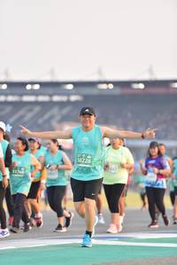 BIB: 50228, 51768
                            <button type="button" onclick="openModal(10476846)" class="btn btn-primary btn-sm float-right btn-popup" data-toggle="modal" data-target=".modal-high-quality">
                        <i class="fas fa-shopping-cart"></i> Add to Cart
                    </button>
                                            <button type="button" onclick="isThisMe(10476846, true)" class="btn btn-success btn-sm float-right btn-popup btn-isme hidden" data-toggle="tooltip" data-placement="bottom" title="นี่คือรูปของคุณใช่ไหม คลิกที่นี่เพื่อเอาเข้าอัลบั้ม">
                        <i class="fas fa-plus"></i> Add to album
                    </button>
                    <button type="button" onclick="isThisMe(10476846, false)" class="btn btn-warning btn-sm float-right btn-popup btn-isnotme hidden">
                        <i class="fas fa-ban"></i> Remove from album
                    </button>