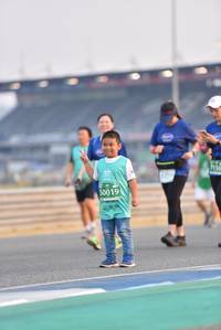 BIB: 7150, 0019
                            <button type="button" onclick="openModal(10478587)" class="btn btn-primary btn-sm float-right btn-popup" data-toggle="modal" data-target=".modal-high-quality">
                        <i class="fas fa-shopping-cart"></i> Add to Cart
                    </button>
                                            <button type="button" onclick="isThisMe(10478587, true)" class="btn btn-success btn-sm float-right btn-popup btn-isme hidden" data-toggle="tooltip" data-placement="bottom" title="นี่คือรูปของคุณใช่ไหม คลิกที่นี่เพื่อเอาเข้าอัลบั้ม">
                        <i class="fas fa-plus"></i> Add to album
                    </button>
                    <button type="button" onclick="isThisMe(10478587, false)" class="btn btn-warning btn-sm float-right btn-popup btn-isnotme hidden">
                        <i class="fas fa-ban"></i> Remove from album
                    </button>