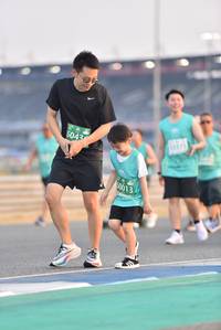 BIB: 5043, 50013
                            <button type="button" onclick="openModal(10477530)" class="btn btn-primary btn-sm float-right btn-popup" data-toggle="modal" data-target=".modal-high-quality">
                        <i class="fas fa-shopping-cart"></i> Add to Cart
                    </button>
                                            <button type="button" onclick="isThisMe(10477530, true)" class="btn btn-success btn-sm float-right btn-popup btn-isme hidden" data-toggle="tooltip" data-placement="bottom" title="นี่คือรูปของคุณใช่ไหม คลิกที่นี่เพื่อเอาเข้าอัลบั้ม">
                        <i class="fas fa-plus"></i> Add to album
                    </button>
                    <button type="button" onclick="isThisMe(10477530, false)" class="btn btn-warning btn-sm float-right btn-popup btn-isnotme hidden">
                        <i class="fas fa-ban"></i> Remove from album
                    </button>