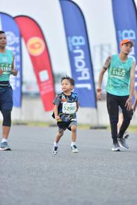 BIB: 51672, 51858, 52907
                            <button type="button" onclick="openModal(10486738)" class="btn btn-primary btn-sm float-right btn-popup" data-toggle="modal" data-target=".modal-high-quality">
                        <i class="fas fa-shopping-cart"></i> Add to Cart
                    </button>
                                            <button type="button" onclick="isThisMe(10486738, true)" class="btn btn-success btn-sm float-right btn-popup btn-isme hidden" data-toggle="tooltip" data-placement="bottom" title="นี่คือรูปของคุณใช่ไหม คลิกที่นี่เพื่อเอาเข้าอัลบั้ม">
                        <i class="fas fa-plus"></i> Add to album
                    </button>
                    <button type="button" onclick="isThisMe(10486738, false)" class="btn btn-warning btn-sm float-right btn-popup btn-isnotme hidden">
                        <i class="fas fa-ban"></i> Remove from album
                    </button>