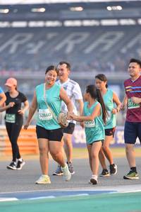 BIB: 52860, 250
                            <button type="button" onclick="openModal(10474089)" class="btn btn-primary btn-sm float-right btn-popup" data-toggle="modal" data-target=".modal-high-quality">
                        <i class="fas fa-shopping-cart"></i> Add to Cart
                    </button>
                                            <button type="button" onclick="isThisMe(10474089, true)" class="btn btn-success btn-sm float-right btn-popup btn-isme hidden" data-toggle="tooltip" data-placement="bottom" title="นี่คือรูปของคุณใช่ไหม คลิกที่นี่เพื่อเอาเข้าอัลบั้ม">
                        <i class="fas fa-plus"></i> Add to album
                    </button>
                    <button type="button" onclick="isThisMe(10474089, false)" class="btn btn-warning btn-sm float-right btn-popup btn-isnotme hidden">
                        <i class="fas fa-ban"></i> Remove from album
                    </button>