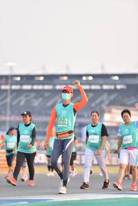 BIB: 1614, 53037, 80855, 60857
                            <button type="button" onclick="openModal(10474358)" class="btn btn-primary btn-sm float-right btn-popup" data-toggle="modal" data-target=".modal-high-quality">
                        <i class="fas fa-shopping-cart"></i> Add to Cart
                    </button>
                                            <button type="button" onclick="isThisMe(10474358, true)" class="btn btn-success btn-sm float-right btn-popup btn-isme hidden" data-toggle="tooltip" data-placement="bottom" title="นี่คือรูปของคุณใช่ไหม คลิกที่นี่เพื่อเอาเข้าอัลบั้ม">
                        <i class="fas fa-plus"></i> Add to album
                    </button>
                    <button type="button" onclick="isThisMe(10474358, false)" class="btn btn-warning btn-sm float-right btn-popup btn-isnotme hidden">
                        <i class="fas fa-ban"></i> Remove from album
                    </button>