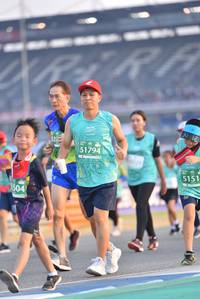 BIB: 51794, 5151, 1504
                            <button type="button" onclick="openModal(10473492)" class="btn btn-primary btn-sm float-right btn-popup" data-toggle="modal" data-target=".modal-high-quality">
                        <i class="fas fa-shopping-cart"></i> Add to Cart
                    </button>
                                            <button type="button" onclick="isThisMe(10473492, true)" class="btn btn-success btn-sm float-right btn-popup btn-isme hidden" data-toggle="tooltip" data-placement="bottom" title="นี่คือรูปของคุณใช่ไหม คลิกที่นี่เพื่อเอาเข้าอัลบั้ม">
                        <i class="fas fa-plus"></i> Add to album
                    </button>
                    <button type="button" onclick="isThisMe(10473492, false)" class="btn btn-warning btn-sm float-right btn-popup btn-isnotme hidden">
                        <i class="fas fa-ban"></i> Remove from album
                    </button>