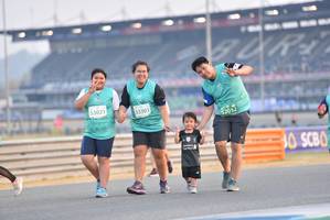 BIB: 53021, 53303, 52032, 
                            <button type="button" onclick="openModal(10480475)" class="btn btn-primary btn-sm float-right btn-popup" data-toggle="modal" data-target=".modal-high-quality">
                        <i class="fas fa-shopping-cart"></i> Add to Cart
                    </button>
                                            <button type="button" onclick="isThisMe(10480475, true)" class="btn btn-success btn-sm float-right btn-popup btn-isme hidden" data-toggle="tooltip" data-placement="bottom" title="นี่คือรูปของคุณใช่ไหม คลิกที่นี่เพื่อเอาเข้าอัลบั้ม">
                        <i class="fas fa-plus"></i> Add to album
                    </button>
                    <button type="button" onclick="isThisMe(10480475, false)" class="btn btn-warning btn-sm float-right btn-popup btn-isnotme hidden">
                        <i class="fas fa-ban"></i> Remove from album
                    </button>