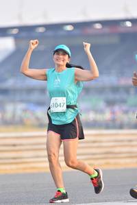 BIB: 1047
                            <button type="button" onclick="openModal(10453702)" class="btn btn-primary btn-sm float-right btn-popup" data-toggle="modal" data-target=".modal-high-quality">
                        <i class="fas fa-shopping-cart"></i> Add to Cart
                    </button>
                                            <button type="button" onclick="isThisMe(10453702, true)" class="btn btn-success btn-sm float-right btn-popup btn-isme hidden" data-toggle="tooltip" data-placement="bottom" title="นี่คือรูปของคุณใช่ไหม คลิกที่นี่เพื่อเอาเข้าอัลบั้ม">
                        <i class="fas fa-plus"></i> Add to album
                    </button>
                    <button type="button" onclick="isThisMe(10453702, false)" class="btn btn-warning btn-sm float-right btn-popup btn-isnotme hidden">
                        <i class="fas fa-ban"></i> Remove from album
                    </button>