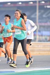 BIB: 52787, 51728
                            <button type="button" onclick="openModal(10453028)" class="btn btn-primary btn-sm float-right btn-popup" data-toggle="modal" data-target=".modal-high-quality">
                        <i class="fas fa-shopping-cart"></i> Add to Cart
                    </button>
                                            <button type="button" onclick="isThisMe(10453028, true)" class="btn btn-success btn-sm float-right btn-popup btn-isme hidden" data-toggle="tooltip" data-placement="bottom" title="นี่คือรูปของคุณใช่ไหม คลิกที่นี่เพื่อเอาเข้าอัลบั้ม">
                        <i class="fas fa-plus"></i> Add to album
                    </button>
                    <button type="button" onclick="isThisMe(10453028, false)" class="btn btn-warning btn-sm float-right btn-popup btn-isnotme hidden">
                        <i class="fas fa-ban"></i> Remove from album
                    </button>