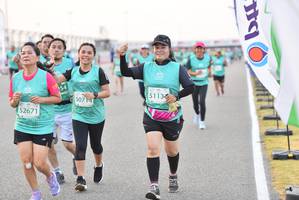 BIB: 5113, 507, 52671
                            <button type="button" onclick="openModal(10480872)" class="btn btn-primary btn-sm float-right btn-popup" data-toggle="modal" data-target=".modal-high-quality">
                        <i class="fas fa-shopping-cart"></i> Add to Cart
                    </button>
                                            <button type="button" onclick="isThisMe(10480872, true)" class="btn btn-success btn-sm float-right btn-popup btn-isme hidden" data-toggle="tooltip" data-placement="bottom" title="นี่คือรูปของคุณใช่ไหม คลิกที่นี่เพื่อเอาเข้าอัลบั้ม">
                        <i class="fas fa-plus"></i> Add to album
                    </button>
                    <button type="button" onclick="isThisMe(10480872, false)" class="btn btn-warning btn-sm float-right btn-popup btn-isnotme hidden">
                        <i class="fas fa-ban"></i> Remove from album
                    </button>