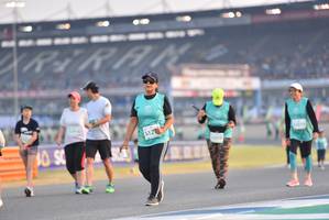 BIB: 512, 53010
                            <button type="button" onclick="openModal(10478877)" class="btn btn-primary btn-sm float-right btn-popup" data-toggle="modal" data-target=".modal-high-quality">
                        <i class="fas fa-shopping-cart"></i> Add to Cart
                    </button>
                                            <button type="button" onclick="isThisMe(10478877, true)" class="btn btn-success btn-sm float-right btn-popup btn-isme hidden" data-toggle="tooltip" data-placement="bottom" title="นี่คือรูปของคุณใช่ไหม คลิกที่นี่เพื่อเอาเข้าอัลบั้ม">
                        <i class="fas fa-plus"></i> Add to album
                    </button>
                    <button type="button" onclick="isThisMe(10478877, false)" class="btn btn-warning btn-sm float-right btn-popup btn-isnotme hidden">
                        <i class="fas fa-ban"></i> Remove from album
                    </button>