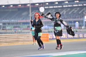 BIB: 70268, 7028
                            <button type="button" onclick="openModal(10480086)" class="btn btn-primary btn-sm float-right btn-popup" data-toggle="modal" data-target=".modal-high-quality">
                        <i class="fas fa-shopping-cart"></i> Add to Cart
                    </button>
                                            <button type="button" onclick="isThisMe(10480086, true)" class="btn btn-success btn-sm float-right btn-popup btn-isme hidden" data-toggle="tooltip" data-placement="bottom" title="นี่คือรูปของคุณใช่ไหม คลิกที่นี่เพื่อเอาเข้าอัลบั้ม">
                        <i class="fas fa-plus"></i> Add to album
                    </button>
                    <button type="button" onclick="isThisMe(10480086, false)" class="btn btn-warning btn-sm float-right btn-popup btn-isnotme hidden">
                        <i class="fas fa-ban"></i> Remove from album
                    </button>