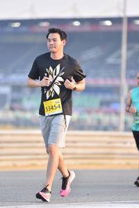 BIB: 53454
                            <button type="button" onclick="openModal(10452981)" class="btn btn-primary btn-sm float-right btn-popup" data-toggle="modal" data-target=".modal-high-quality">
                        <i class="fas fa-shopping-cart"></i> Add to Cart
                    </button>
                                            <button type="button" onclick="isThisMe(10452981, true)" class="btn btn-success btn-sm float-right btn-popup btn-isme hidden" data-toggle="tooltip" data-placement="bottom" title="นี่คือรูปของคุณใช่ไหม คลิกที่นี่เพื่อเอาเข้าอัลบั้ม">
                        <i class="fas fa-plus"></i> Add to album
                    </button>
                    <button type="button" onclick="isThisMe(10452981, false)" class="btn btn-warning btn-sm float-right btn-popup btn-isnotme hidden">
                        <i class="fas fa-ban"></i> Remove from album
                    </button>