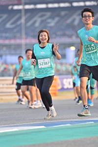 BIB: 51932, 52387
                            <button type="button" onclick="openModal(10473159)" class="btn btn-primary btn-sm float-right btn-popup" data-toggle="modal" data-target=".modal-high-quality">
                        <i class="fas fa-shopping-cart"></i> Add to Cart
                    </button>
                                            <button type="button" onclick="isThisMe(10473159, true)" class="btn btn-success btn-sm float-right btn-popup btn-isme hidden" data-toggle="tooltip" data-placement="bottom" title="นี่คือรูปของคุณใช่ไหม คลิกที่นี่เพื่อเอาเข้าอัลบั้ม">
                        <i class="fas fa-plus"></i> Add to album
                    </button>
                    <button type="button" onclick="isThisMe(10473159, false)" class="btn btn-warning btn-sm float-right btn-popup btn-isnotme hidden">
                        <i class="fas fa-ban"></i> Remove from album
                    </button>