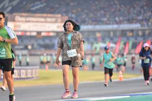 BIB: 1276
                            <button type="button" onclick="openModal(10473963)" class="btn btn-primary btn-sm float-right btn-popup" data-toggle="modal" data-target=".modal-high-quality">
                        <i class="fas fa-shopping-cart"></i> Add to Cart
                    </button>
                                            <button type="button" onclick="isThisMe(10473963, true)" class="btn btn-success btn-sm float-right btn-popup btn-isme hidden" data-toggle="tooltip" data-placement="bottom" title="นี่คือรูปของคุณใช่ไหม คลิกที่นี่เพื่อเอาเข้าอัลบั้ม">
                        <i class="fas fa-plus"></i> Add to album
                    </button>
                    <button type="button" onclick="isThisMe(10473963, false)" class="btn btn-warning btn-sm float-right btn-popup btn-isnotme hidden">
                        <i class="fas fa-ban"></i> Remove from album
                    </button>