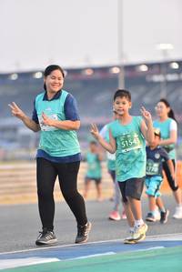 BIB: 51543, 1770
                            <button type="button" onclick="openModal(10478060)" class="btn btn-primary btn-sm float-right btn-popup" data-toggle="modal" data-target=".modal-high-quality">
                        <i class="fas fa-shopping-cart"></i> Add to Cart
                    </button>
                                            <button type="button" onclick="isThisMe(10478060, true)" class="btn btn-success btn-sm float-right btn-popup btn-isme hidden" data-toggle="tooltip" data-placement="bottom" title="นี่คือรูปของคุณใช่ไหม คลิกที่นี่เพื่อเอาเข้าอัลบั้ม">
                        <i class="fas fa-plus"></i> Add to album
                    </button>
                    <button type="button" onclick="isThisMe(10478060, false)" class="btn btn-warning btn-sm float-right btn-popup btn-isnotme hidden">
                        <i class="fas fa-ban"></i> Remove from album
                    </button>