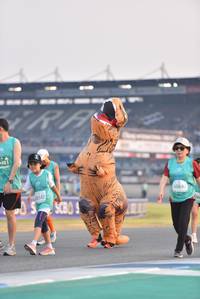 BIB: 8481, 50847, 30542
                            <button type="button" onclick="openModal(10479388)" class="btn btn-primary btn-sm float-right btn-popup" data-toggle="modal" data-target=".modal-high-quality">
                        <i class="fas fa-shopping-cart"></i> Add to Cart
                    </button>
                                            <button type="button" onclick="isThisMe(10479388, true)" class="btn btn-success btn-sm float-right btn-popup btn-isme hidden" data-toggle="tooltip" data-placement="bottom" title="นี่คือรูปของคุณใช่ไหม คลิกที่นี่เพื่อเอาเข้าอัลบั้ม">
                        <i class="fas fa-plus"></i> Add to album
                    </button>
                    <button type="button" onclick="isThisMe(10479388, false)" class="btn btn-warning btn-sm float-right btn-popup btn-isnotme hidden">
                        <i class="fas fa-ban"></i> Remove from album
                    </button>