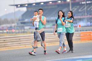 BIB: 52717, 52395
                            <button type="button" onclick="openModal(10480596)" class="btn btn-primary btn-sm float-right btn-popup" data-toggle="modal" data-target=".modal-high-quality">
                        <i class="fas fa-shopping-cart"></i> Add to Cart
                    </button>
                                            <button type="button" onclick="isThisMe(10480596, true)" class="btn btn-success btn-sm float-right btn-popup btn-isme hidden" data-toggle="tooltip" data-placement="bottom" title="นี่คือรูปของคุณใช่ไหม คลิกที่นี่เพื่อเอาเข้าอัลบั้ม">
                        <i class="fas fa-plus"></i> Add to album
                    </button>
                    <button type="button" onclick="isThisMe(10480596, false)" class="btn btn-warning btn-sm float-right btn-popup btn-isnotme hidden">
                        <i class="fas fa-ban"></i> Remove from album
                    </button>