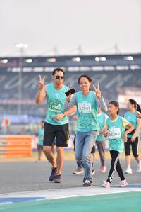 BIB: 51882, 52943, 52265
                            <button type="button" onclick="openModal(10478019)" class="btn btn-primary btn-sm float-right btn-popup" data-toggle="modal" data-target=".modal-high-quality">
                        <i class="fas fa-shopping-cart"></i> Add to Cart
                    </button>
                                            <button type="button" onclick="isThisMe(10478019, true)" class="btn btn-success btn-sm float-right btn-popup btn-isme hidden" data-toggle="tooltip" data-placement="bottom" title="นี่คือรูปของคุณใช่ไหม คลิกที่นี่เพื่อเอาเข้าอัลบั้ม">
                        <i class="fas fa-plus"></i> Add to album
                    </button>
                    <button type="button" onclick="isThisMe(10478019, false)" class="btn btn-warning btn-sm float-right btn-popup btn-isnotme hidden">
                        <i class="fas fa-ban"></i> Remove from album
                    </button>