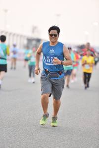 BIB: 413
                            <button type="button" onclick="openModal(10480980)" class="btn btn-primary btn-sm float-right btn-popup" data-toggle="modal" data-target=".modal-high-quality">
                        <i class="fas fa-shopping-cart"></i> Add to Cart
                    </button>
                                            <button type="button" onclick="isThisMe(10480980, true)" class="btn btn-success btn-sm float-right btn-popup btn-isme hidden" data-toggle="tooltip" data-placement="bottom" title="นี่คือรูปของคุณใช่ไหม คลิกที่นี่เพื่อเอาเข้าอัลบั้ม">
                        <i class="fas fa-plus"></i> Add to album
                    </button>
                    <button type="button" onclick="isThisMe(10480980, false)" class="btn btn-warning btn-sm float-right btn-popup btn-isnotme hidden">
                        <i class="fas fa-ban"></i> Remove from album
                    </button>