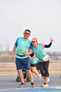 BIB: 50417, 50936
                            <button type="button" onclick="openModal(10478301)" class="btn btn-primary btn-sm float-right btn-popup" data-toggle="modal" data-target=".modal-high-quality">
                        <i class="fas fa-shopping-cart"></i> Add to Cart
                    </button>
                                            <button type="button" onclick="isThisMe(10478301, true)" class="btn btn-success btn-sm float-right btn-popup btn-isme hidden" data-toggle="tooltip" data-placement="bottom" title="นี่คือรูปของคุณใช่ไหม คลิกที่นี่เพื่อเอาเข้าอัลบั้ม">
                        <i class="fas fa-plus"></i> Add to album
                    </button>
                    <button type="button" onclick="isThisMe(10478301, false)" class="btn btn-warning btn-sm float-right btn-popup btn-isnotme hidden">
                        <i class="fas fa-ban"></i> Remove from album
                    </button>