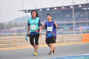 BIB: 51312, 53206
                            <button type="button" onclick="openModal(10480043)" class="btn btn-primary btn-sm float-right btn-popup" data-toggle="modal" data-target=".modal-high-quality">
                        <i class="fas fa-shopping-cart"></i> Add to Cart
                    </button>
                                            <button type="button" onclick="isThisMe(10480043, true)" class="btn btn-success btn-sm float-right btn-popup btn-isme hidden" data-toggle="tooltip" data-placement="bottom" title="นี่คือรูปของคุณใช่ไหม คลิกที่นี่เพื่อเอาเข้าอัลบั้ม">
                        <i class="fas fa-plus"></i> Add to album
                    </button>
                    <button type="button" onclick="isThisMe(10480043, false)" class="btn btn-warning btn-sm float-right btn-popup btn-isnotme hidden">
                        <i class="fas fa-ban"></i> Remove from album
                    </button>