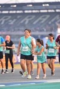 BIB: 52860, 52770
                            <button type="button" onclick="openModal(10474084)" class="btn btn-primary btn-sm float-right btn-popup" data-toggle="modal" data-target=".modal-high-quality">
                        <i class="fas fa-shopping-cart"></i> Add to Cart
                    </button>
                                            <button type="button" onclick="isThisMe(10474084, true)" class="btn btn-success btn-sm float-right btn-popup btn-isme hidden" data-toggle="tooltip" data-placement="bottom" title="นี่คือรูปของคุณใช่ไหม คลิกที่นี่เพื่อเอาเข้าอัลบั้ม">
                        <i class="fas fa-plus"></i> Add to album
                    </button>
                    <button type="button" onclick="isThisMe(10474084, false)" class="btn btn-warning btn-sm float-right btn-popup btn-isnotme hidden">
                        <i class="fas fa-ban"></i> Remove from album
                    </button>