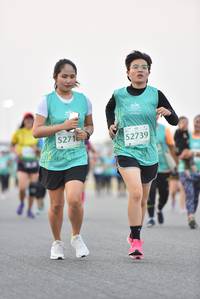 BIB: 5271, 52739
                            <button type="button" onclick="openModal(10485386)" class="btn btn-primary btn-sm float-right btn-popup" data-toggle="modal" data-target=".modal-high-quality">
                        <i class="fas fa-shopping-cart"></i> Add to Cart
                    </button>
                                            <button type="button" onclick="isThisMe(10485386, true)" class="btn btn-success btn-sm float-right btn-popup btn-isme hidden" data-toggle="tooltip" data-placement="bottom" title="นี่คือรูปของคุณใช่ไหม คลิกที่นี่เพื่อเอาเข้าอัลบั้ม">
                        <i class="fas fa-plus"></i> Add to album
                    </button>
                    <button type="button" onclick="isThisMe(10485386, false)" class="btn btn-warning btn-sm float-right btn-popup btn-isnotme hidden">
                        <i class="fas fa-ban"></i> Remove from album
                    </button>