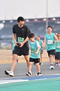 BIB: 50436, 0013
                            <button type="button" onclick="openModal(10477538)" class="btn btn-primary btn-sm float-right btn-popup" data-toggle="modal" data-target=".modal-high-quality">
                        <i class="fas fa-shopping-cart"></i> Add to Cart
                    </button>
                                            <button type="button" onclick="isThisMe(10477538, true)" class="btn btn-success btn-sm float-right btn-popup btn-isme hidden" data-toggle="tooltip" data-placement="bottom" title="นี่คือรูปของคุณใช่ไหม คลิกที่นี่เพื่อเอาเข้าอัลบั้ม">
                        <i class="fas fa-plus"></i> Add to album
                    </button>
                    <button type="button" onclick="isThisMe(10477538, false)" class="btn btn-warning btn-sm float-right btn-popup btn-isnotme hidden">
                        <i class="fas fa-ban"></i> Remove from album
                    </button>