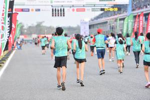 BIB: 
                            <button type="button" onclick="openModal(10480740)" class="btn btn-primary btn-sm float-right btn-popup" data-toggle="modal" data-target=".modal-high-quality">
                        <i class="fas fa-shopping-cart"></i> Add to Cart
                    </button>
                                            <button type="button" onclick="isThisMe(10480740, true)" class="btn btn-success btn-sm float-right btn-popup btn-isme hidden" data-toggle="tooltip" data-placement="bottom" title="นี่คือรูปของคุณใช่ไหม คลิกที่นี่เพื่อเอาเข้าอัลบั้ม">
                        <i class="fas fa-plus"></i> Add to album
                    </button>
                    <button type="button" onclick="isThisMe(10480740, false)" class="btn btn-warning btn-sm float-right btn-popup btn-isnotme hidden">
                        <i class="fas fa-ban"></i> Remove from album
                    </button>