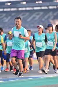 BIB: 50590, 53226
                            <button type="button" onclick="openModal(10473843)" class="btn btn-primary btn-sm float-right btn-popup" data-toggle="modal" data-target=".modal-high-quality">
                        <i class="fas fa-shopping-cart"></i> Add to Cart
                    </button>
                                            <button type="button" onclick="isThisMe(10473843, true)" class="btn btn-success btn-sm float-right btn-popup btn-isme hidden" data-toggle="tooltip" data-placement="bottom" title="นี่คือรูปของคุณใช่ไหม คลิกที่นี่เพื่อเอาเข้าอัลบั้ม">
                        <i class="fas fa-plus"></i> Add to album
                    </button>
                    <button type="button" onclick="isThisMe(10473843, false)" class="btn btn-warning btn-sm float-right btn-popup btn-isnotme hidden">
                        <i class="fas fa-ban"></i> Remove from album
                    </button>