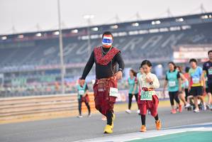 BIB: 509, 51739
                            <button type="button" onclick="openModal(10478412)" class="btn btn-primary btn-sm float-right btn-popup" data-toggle="modal" data-target=".modal-high-quality">
                        <i class="fas fa-shopping-cart"></i> Add to Cart
                    </button>
                                            <button type="button" onclick="isThisMe(10478412, true)" class="btn btn-success btn-sm float-right btn-popup btn-isme hidden" data-toggle="tooltip" data-placement="bottom" title="นี่คือรูปของคุณใช่ไหม คลิกที่นี่เพื่อเอาเข้าอัลบั้ม">
                        <i class="fas fa-plus"></i> Add to album
                    </button>
                    <button type="button" onclick="isThisMe(10478412, false)" class="btn btn-warning btn-sm float-right btn-popup btn-isnotme hidden">
                        <i class="fas fa-ban"></i> Remove from album
                    </button>