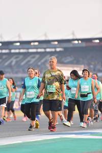 BIB: 52040, 2697, 513, 53051
                            <button type="button" onclick="openModal(10477424)" class="btn btn-primary btn-sm float-right btn-popup" data-toggle="modal" data-target=".modal-high-quality">
                        <i class="fas fa-shopping-cart"></i> Add to Cart
                    </button>
                                            <button type="button" onclick="isThisMe(10477424, true)" class="btn btn-success btn-sm float-right btn-popup btn-isme hidden" data-toggle="tooltip" data-placement="bottom" title="นี่คือรูปของคุณใช่ไหม คลิกที่นี่เพื่อเอาเข้าอัลบั้ม">
                        <i class="fas fa-plus"></i> Add to album
                    </button>
                    <button type="button" onclick="isThisMe(10477424, false)" class="btn btn-warning btn-sm float-right btn-popup btn-isnotme hidden">
                        <i class="fas fa-ban"></i> Remove from album
                    </button>