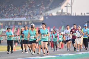 BIB: 52963, 1412, 52860
                            <button type="button" onclick="openModal(10474057)" class="btn btn-primary btn-sm float-right btn-popup" data-toggle="modal" data-target=".modal-high-quality">
                        <i class="fas fa-shopping-cart"></i> Add to Cart
                    </button>
                                            <button type="button" onclick="isThisMe(10474057, true)" class="btn btn-success btn-sm float-right btn-popup btn-isme hidden" data-toggle="tooltip" data-placement="bottom" title="นี่คือรูปของคุณใช่ไหม คลิกที่นี่เพื่อเอาเข้าอัลบั้ม">
                        <i class="fas fa-plus"></i> Add to album
                    </button>
                    <button type="button" onclick="isThisMe(10474057, false)" class="btn btn-warning btn-sm float-right btn-popup btn-isnotme hidden">
                        <i class="fas fa-ban"></i> Remove from album
                    </button>