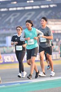 BIB: 52830, 52861, 53288
                            <button type="button" onclick="openModal(10472349)" class="btn btn-primary btn-sm float-right btn-popup" data-toggle="modal" data-target=".modal-high-quality">
                        <i class="fas fa-shopping-cart"></i> Add to Cart
                    </button>
                                            <button type="button" onclick="isThisMe(10472349, true)" class="btn btn-success btn-sm float-right btn-popup btn-isme hidden" data-toggle="tooltip" data-placement="bottom" title="นี่คือรูปของคุณใช่ไหม คลิกที่นี่เพื่อเอาเข้าอัลบั้ม">
                        <i class="fas fa-plus"></i> Add to album
                    </button>
                    <button type="button" onclick="isThisMe(10472349, false)" class="btn btn-warning btn-sm float-right btn-popup btn-isnotme hidden">
                        <i class="fas fa-ban"></i> Remove from album
                    </button>