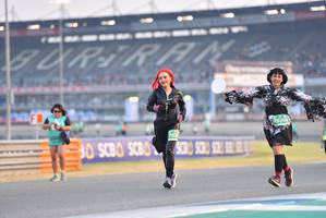 BIB: 70268, 7028
                            <button type="button" onclick="openModal(10480052)" class="btn btn-primary btn-sm float-right btn-popup" data-toggle="modal" data-target=".modal-high-quality">
                        <i class="fas fa-shopping-cart"></i> Add to Cart
                    </button>
                                            <button type="button" onclick="isThisMe(10480052, true)" class="btn btn-success btn-sm float-right btn-popup btn-isme hidden" data-toggle="tooltip" data-placement="bottom" title="นี่คือรูปของคุณใช่ไหม คลิกที่นี่เพื่อเอาเข้าอัลบั้ม">
                        <i class="fas fa-plus"></i> Add to album
                    </button>
                    <button type="button" onclick="isThisMe(10480052, false)" class="btn btn-warning btn-sm float-right btn-popup btn-isnotme hidden">
                        <i class="fas fa-ban"></i> Remove from album
                    </button>