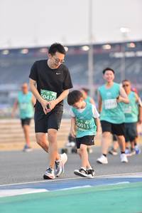 BIB: 50436, 0013
                            <button type="button" onclick="openModal(10477528)" class="btn btn-primary btn-sm float-right btn-popup" data-toggle="modal" data-target=".modal-high-quality">
                        <i class="fas fa-shopping-cart"></i> Add to Cart
                    </button>
                                            <button type="button" onclick="isThisMe(10477528, true)" class="btn btn-success btn-sm float-right btn-popup btn-isme hidden" data-toggle="tooltip" data-placement="bottom" title="นี่คือรูปของคุณใช่ไหม คลิกที่นี่เพื่อเอาเข้าอัลบั้ม">
                        <i class="fas fa-plus"></i> Add to album
                    </button>
                    <button type="button" onclick="isThisMe(10477528, false)" class="btn btn-warning btn-sm float-right btn-popup btn-isnotme hidden">
                        <i class="fas fa-ban"></i> Remove from album
                    </button>