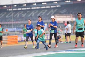 BIB: 51611, 1509
                            <button type="button" onclick="openModal(10478572)" class="btn btn-primary btn-sm float-right btn-popup" data-toggle="modal" data-target=".modal-high-quality">
                        <i class="fas fa-shopping-cart"></i> Add to Cart
                    </button>
                                            <button type="button" onclick="isThisMe(10478572, true)" class="btn btn-success btn-sm float-right btn-popup btn-isme hidden" data-toggle="tooltip" data-placement="bottom" title="นี่คือรูปของคุณใช่ไหม คลิกที่นี่เพื่อเอาเข้าอัลบั้ม">
                        <i class="fas fa-plus"></i> Add to album
                    </button>
                    <button type="button" onclick="isThisMe(10478572, false)" class="btn btn-warning btn-sm float-right btn-popup btn-isnotme hidden">
                        <i class="fas fa-ban"></i> Remove from album
                    </button>