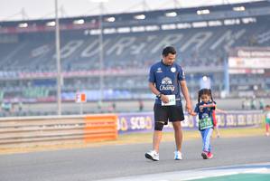 BIB: 50383
                            <button type="button" onclick="openModal(10480285)" class="btn btn-primary btn-sm float-right btn-popup" data-toggle="modal" data-target=".modal-high-quality">
                        <i class="fas fa-shopping-cart"></i> Add to Cart
                    </button>
                                            <button type="button" onclick="isThisMe(10480285, true)" class="btn btn-success btn-sm float-right btn-popup btn-isme hidden" data-toggle="tooltip" data-placement="bottom" title="นี่คือรูปของคุณใช่ไหม คลิกที่นี่เพื่อเอาเข้าอัลบั้ม">
                        <i class="fas fa-plus"></i> Add to album
                    </button>
                    <button type="button" onclick="isThisMe(10480285, false)" class="btn btn-warning btn-sm float-right btn-popup btn-isnotme hidden">
                        <i class="fas fa-ban"></i> Remove from album
                    </button>