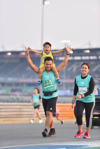 BIB: 51974, 2786
                            <button type="button" onclick="openModal(10479080)" class="btn btn-primary btn-sm float-right btn-popup" data-toggle="modal" data-target=".modal-high-quality">
                        <i class="fas fa-shopping-cart"></i> Add to Cart
                    </button>
                                            <button type="button" onclick="isThisMe(10479080, true)" class="btn btn-success btn-sm float-right btn-popup btn-isme hidden" data-toggle="tooltip" data-placement="bottom" title="นี่คือรูปของคุณใช่ไหม คลิกที่นี่เพื่อเอาเข้าอัลบั้ม">
                        <i class="fas fa-plus"></i> Add to album
                    </button>
                    <button type="button" onclick="isThisMe(10479080, false)" class="btn btn-warning btn-sm float-right btn-popup btn-isnotme hidden">
                        <i class="fas fa-ban"></i> Remove from album
                    </button>