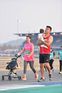 BIB: 70271
                            <button type="button" onclick="openModal(10479282)" class="btn btn-primary btn-sm float-right btn-popup" data-toggle="modal" data-target=".modal-high-quality">
                        <i class="fas fa-shopping-cart"></i> Add to Cart
                    </button>
                                            <button type="button" onclick="isThisMe(10479282, true)" class="btn btn-success btn-sm float-right btn-popup btn-isme hidden" data-toggle="tooltip" data-placement="bottom" title="นี่คือรูปของคุณใช่ไหม คลิกที่นี่เพื่อเอาเข้าอัลบั้ม">
                        <i class="fas fa-plus"></i> Add to album
                    </button>
                    <button type="button" onclick="isThisMe(10479282, false)" class="btn btn-warning btn-sm float-right btn-popup btn-isnotme hidden">
                        <i class="fas fa-ban"></i> Remove from album
                    </button>