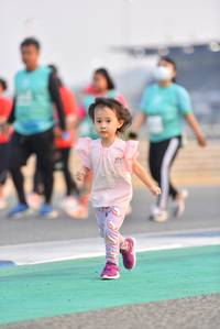 BIB: 
                            <button type="button" onclick="openModal(10477587)" class="btn btn-primary btn-sm float-right btn-popup" data-toggle="modal" data-target=".modal-high-quality">
                        <i class="fas fa-shopping-cart"></i> Add to Cart
                    </button>
                                            <button type="button" onclick="isThisMe(10477587, true)" class="btn btn-success btn-sm float-right btn-popup btn-isme hidden" data-toggle="tooltip" data-placement="bottom" title="นี่คือรูปของคุณใช่ไหม คลิกที่นี่เพื่อเอาเข้าอัลบั้ม">
                        <i class="fas fa-plus"></i> Add to album
                    </button>
                    <button type="button" onclick="isThisMe(10477587, false)" class="btn btn-warning btn-sm float-right btn-popup btn-isnotme hidden">
                        <i class="fas fa-ban"></i> Remove from album
                    </button>