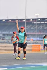 BIB: 1900
                            <button type="button" onclick="openModal(10479302)" class="btn btn-primary btn-sm float-right btn-popup" data-toggle="modal" data-target=".modal-high-quality">
                        <i class="fas fa-shopping-cart"></i> Add to Cart
                    </button>
                                            <button type="button" onclick="isThisMe(10479302, true)" class="btn btn-success btn-sm float-right btn-popup btn-isme hidden" data-toggle="tooltip" data-placement="bottom" title="นี่คือรูปของคุณใช่ไหม คลิกที่นี่เพื่อเอาเข้าอัลบั้ม">
                        <i class="fas fa-plus"></i> Add to album
                    </button>
                    <button type="button" onclick="isThisMe(10479302, false)" class="btn btn-warning btn-sm float-right btn-popup btn-isnotme hidden">
                        <i class="fas fa-ban"></i> Remove from album
                    </button>