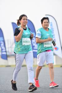 BIB: 80855, 80857
                            <button type="button" onclick="openModal(10485226)" class="btn btn-primary btn-sm float-right btn-popup" data-toggle="modal" data-target=".modal-high-quality">
                        <i class="fas fa-shopping-cart"></i> Add to Cart
                    </button>
                                            <button type="button" onclick="isThisMe(10485226, true)" class="btn btn-success btn-sm float-right btn-popup btn-isme hidden" data-toggle="tooltip" data-placement="bottom" title="นี่คือรูปของคุณใช่ไหม คลิกที่นี่เพื่อเอาเข้าอัลบั้ม">
                        <i class="fas fa-plus"></i> Add to album
                    </button>
                    <button type="button" onclick="isThisMe(10485226, false)" class="btn btn-warning btn-sm float-right btn-popup btn-isnotme hidden">
                        <i class="fas fa-ban"></i> Remove from album
                    </button>
