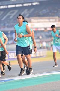 BIB: 1796
                            <button type="button" onclick="openModal(10451119)" class="btn btn-primary btn-sm float-right btn-popup" data-toggle="modal" data-target=".modal-high-quality">
                        <i class="fas fa-shopping-cart"></i> Add to Cart
                    </button>
                                            <button type="button" onclick="isThisMe(10451119, true)" class="btn btn-success btn-sm float-right btn-popup btn-isme hidden" data-toggle="tooltip" data-placement="bottom" title="นี่คือรูปของคุณใช่ไหม คลิกที่นี่เพื่อเอาเข้าอัลบั้ม">
                        <i class="fas fa-plus"></i> Add to album
                    </button>
                    <button type="button" onclick="isThisMe(10451119, false)" class="btn btn-warning btn-sm float-right btn-popup btn-isnotme hidden">
                        <i class="fas fa-ban"></i> Remove from album
                    </button>