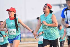 BIB: 52101, 52542, 530
                            <button type="button" onclick="openModal(10473000)" class="btn btn-primary btn-sm float-right btn-popup" data-toggle="modal" data-target=".modal-high-quality">
                        <i class="fas fa-shopping-cart"></i> Add to Cart
                    </button>
                                            <button type="button" onclick="isThisMe(10473000, true)" class="btn btn-success btn-sm float-right btn-popup btn-isme hidden" data-toggle="tooltip" data-placement="bottom" title="นี่คือรูปของคุณใช่ไหม คลิกที่นี่เพื่อเอาเข้าอัลบั้ม">
                        <i class="fas fa-plus"></i> Add to album
                    </button>
                    <button type="button" onclick="isThisMe(10473000, false)" class="btn btn-warning btn-sm float-right btn-popup btn-isnotme hidden">
                        <i class="fas fa-ban"></i> Remove from album
                    </button>