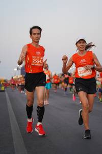 BIB: 25542, 28884
                            <button type="button" onclick="openModal(12007175)" class="btn btn-primary btn-sm float-right btn-popup" data-toggle="modal" data-target=".modal-high-quality">
                        <i class="fas fa-shopping-cart"></i> Add to Cart
                    </button>
                                            <button type="button" onclick="isThisMe(12007175, true)" class="btn btn-success btn-sm float-right btn-popup btn-isme hidden" data-toggle="tooltip" data-placement="bottom" title="นี่คือรูปของคุณใช่ไหม คลิกที่นี่เพื่อเอาเข้าอัลบั้ม">
                        <i class="fas fa-plus"></i> Add to album
                    </button>
                    <button type="button" onclick="isThisMe(12007175, false)" class="btn btn-warning btn-sm float-right btn-popup btn-isnotme hidden">
                        <i class="fas fa-ban"></i> Remove from album
                    </button>